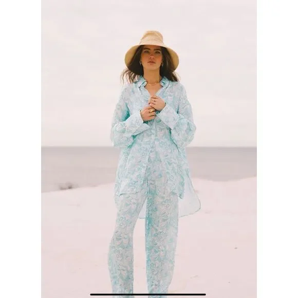 NWT Araminta James La Mer‎ Silky Shirt Blue Collared Long Sleeve Womens Medium